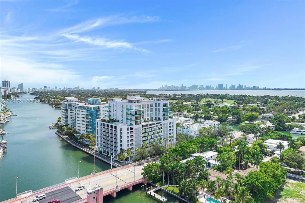 201 Aqua Ave #801 Miami Beach, FL 33141