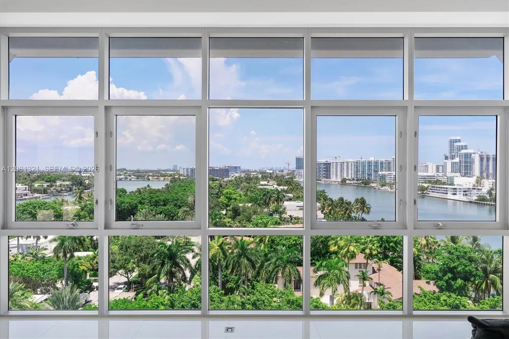 201 Aqua Ave #801 Miami Beach, FL 33141