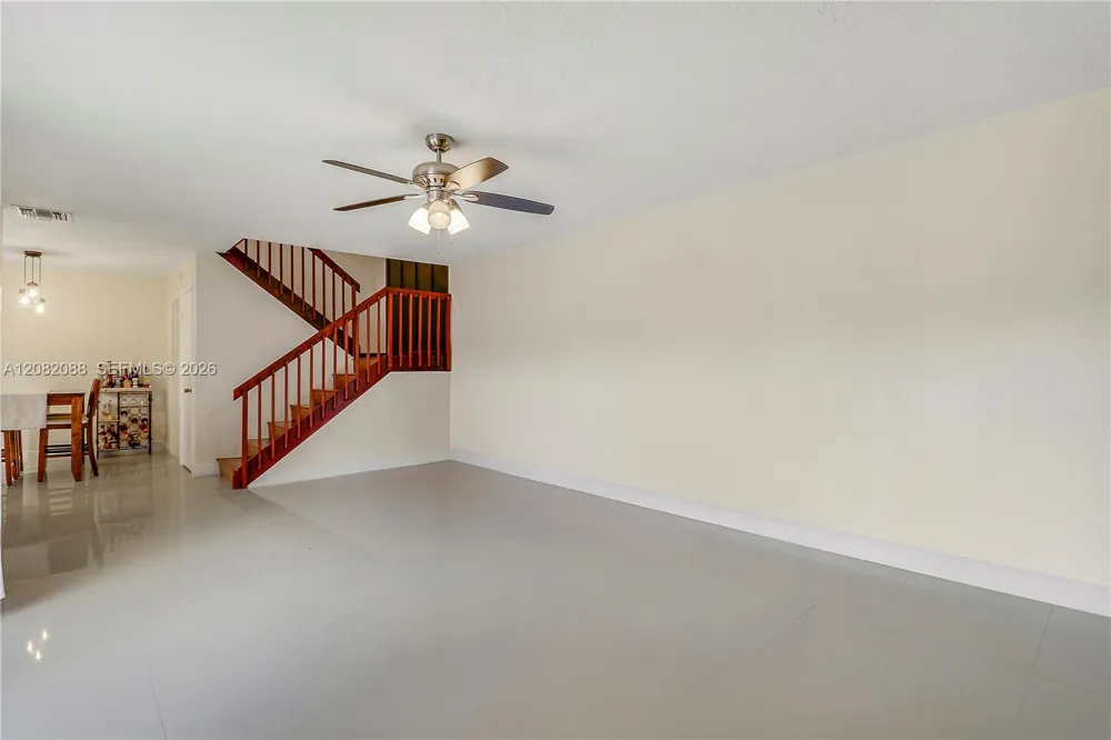 2404 24th Way West Palm Beach, FL 33407