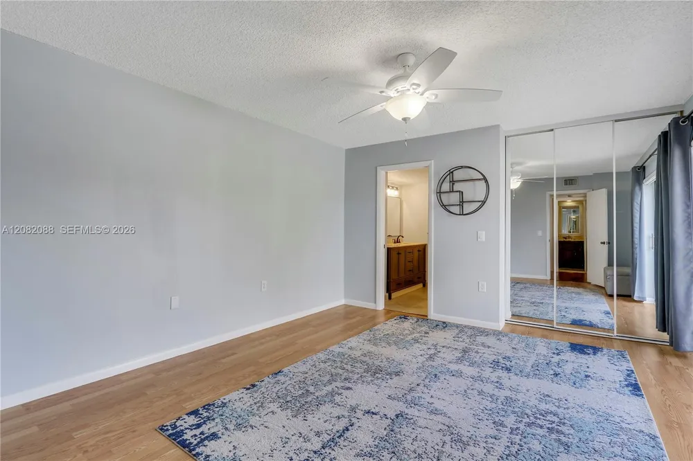 2404 24th Way West Palm Beach, FL 33407