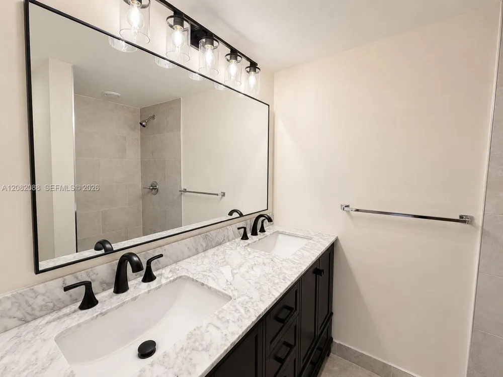 2404 24th Way West Palm Beach, FL 33407