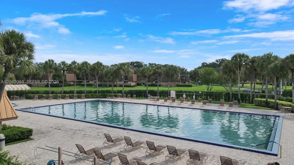 2404 24th Way West Palm Beach, FL 33407