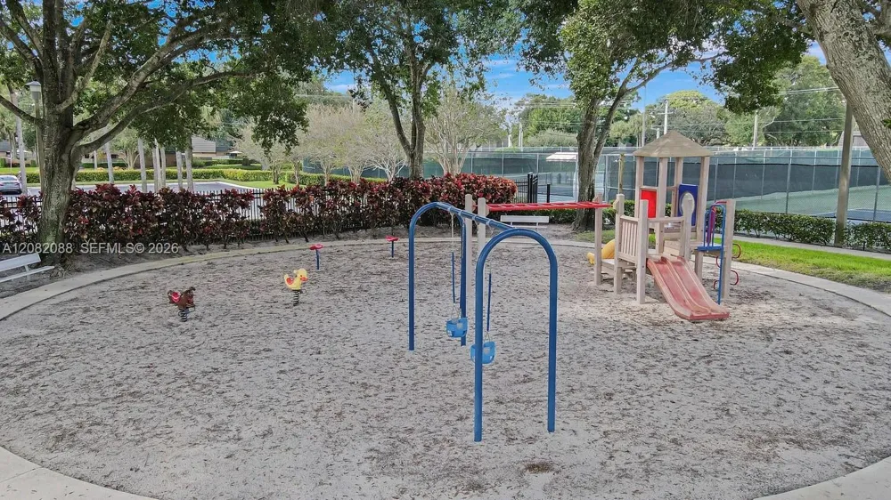 2404 24th Way West Palm Beach, FL 33407