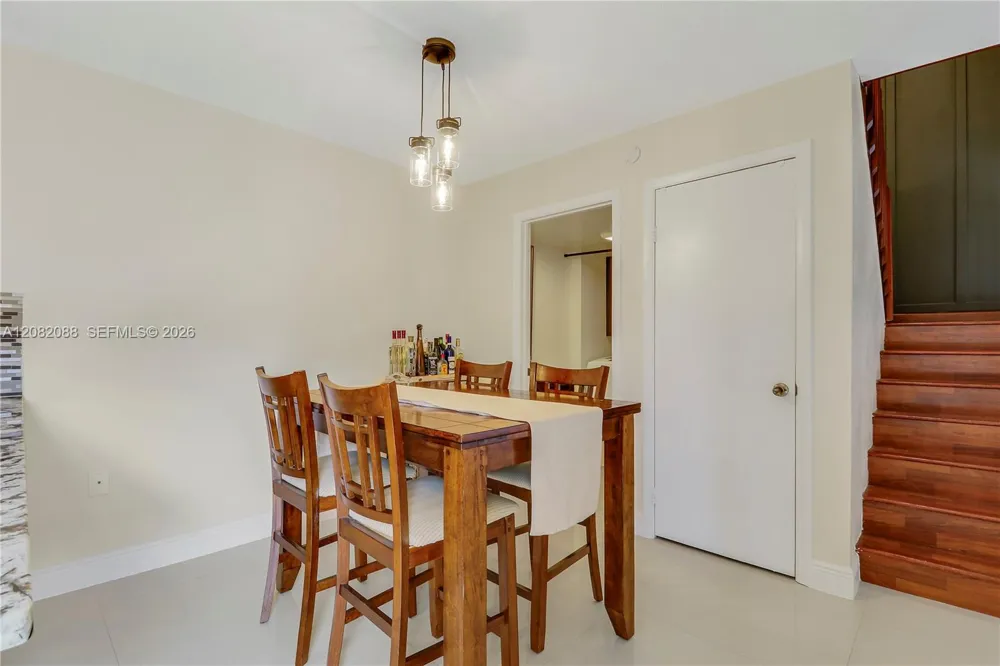 2404 24th Way West Palm Beach, FL 33407