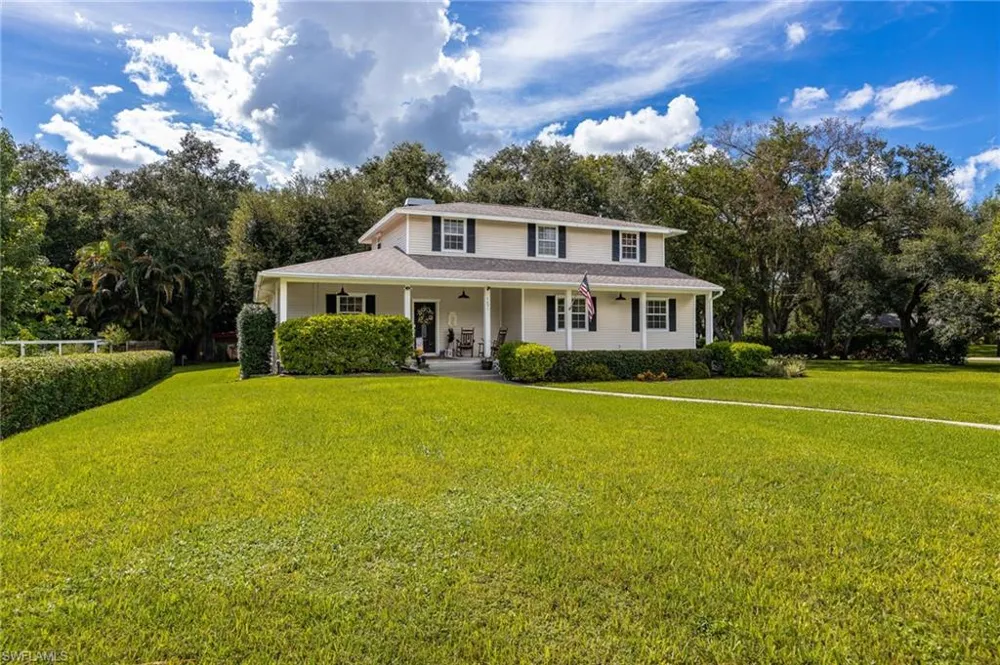4691 Long Lake Drive Fort Myers, FL 33905