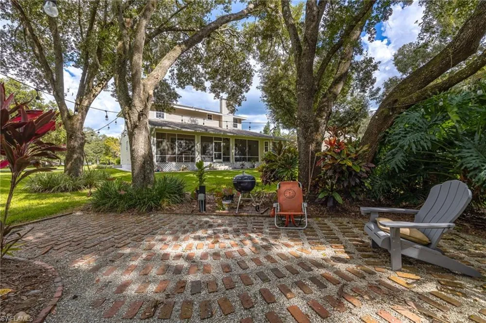4691 Long Lake Drive Fort Myers, FL 33905