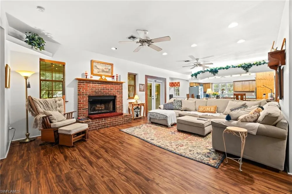 4691 Long Lake Drive Fort Myers, FL 33905