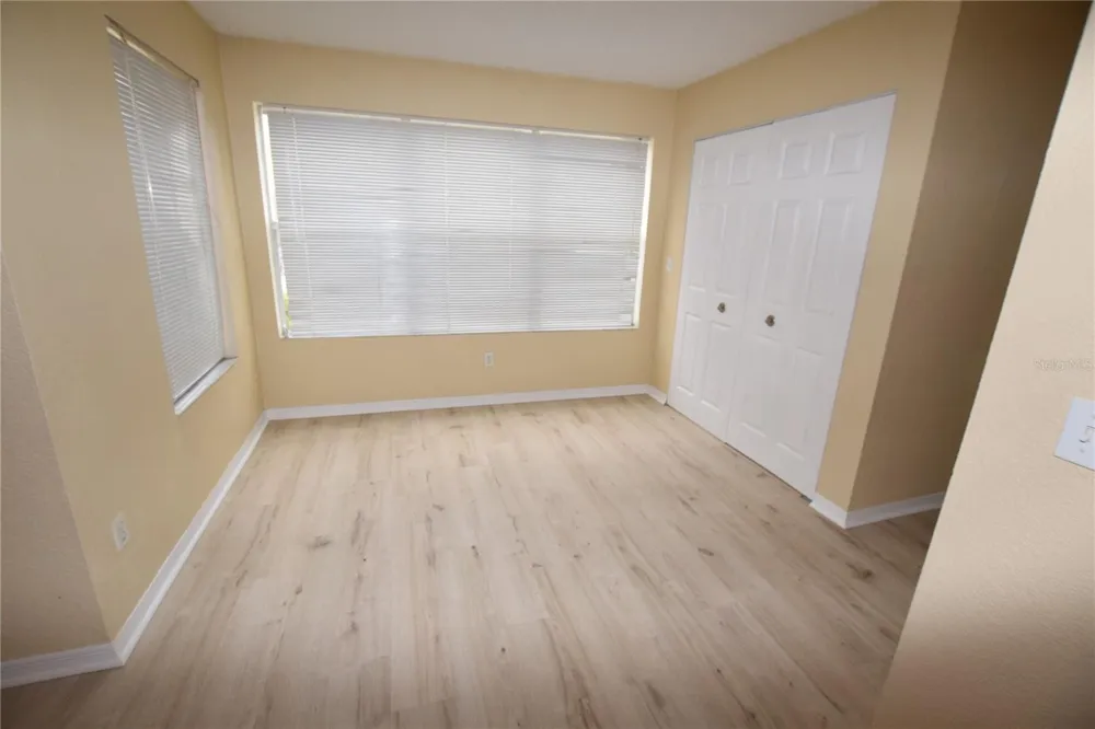 5120 CONROY ROAD #511 Orlando, FL 32811