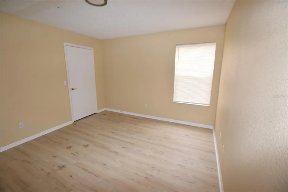 5120 CONROY ROAD #511 Orlando, FL 32811