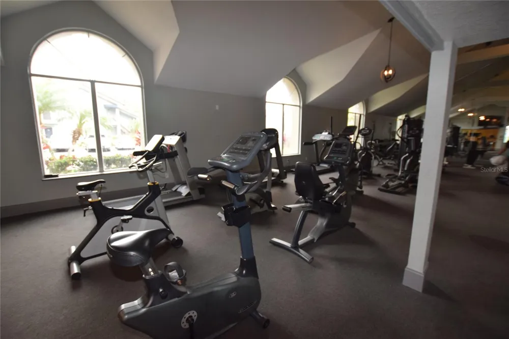 5120 CONROY ROAD #511 Orlando, FL 32811