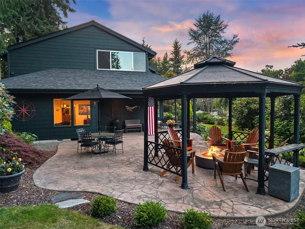 2410 55th Street Ct NW Gig Harbor, WA 98335