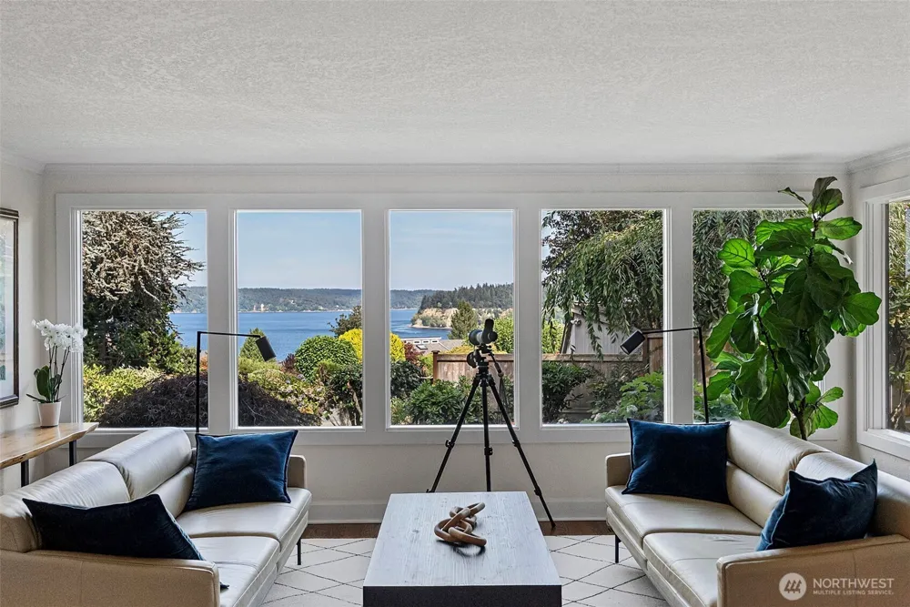 2410 55th Street Ct NW Gig Harbor, WA 98335