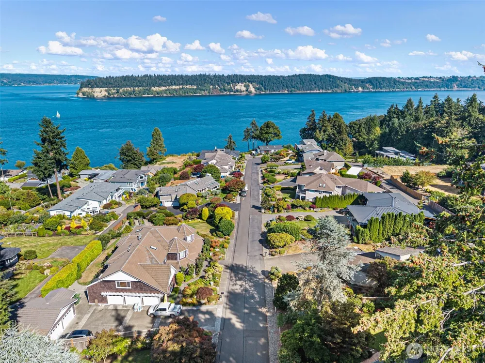 2410 55th Street Ct NW Gig Harbor, WA 98335