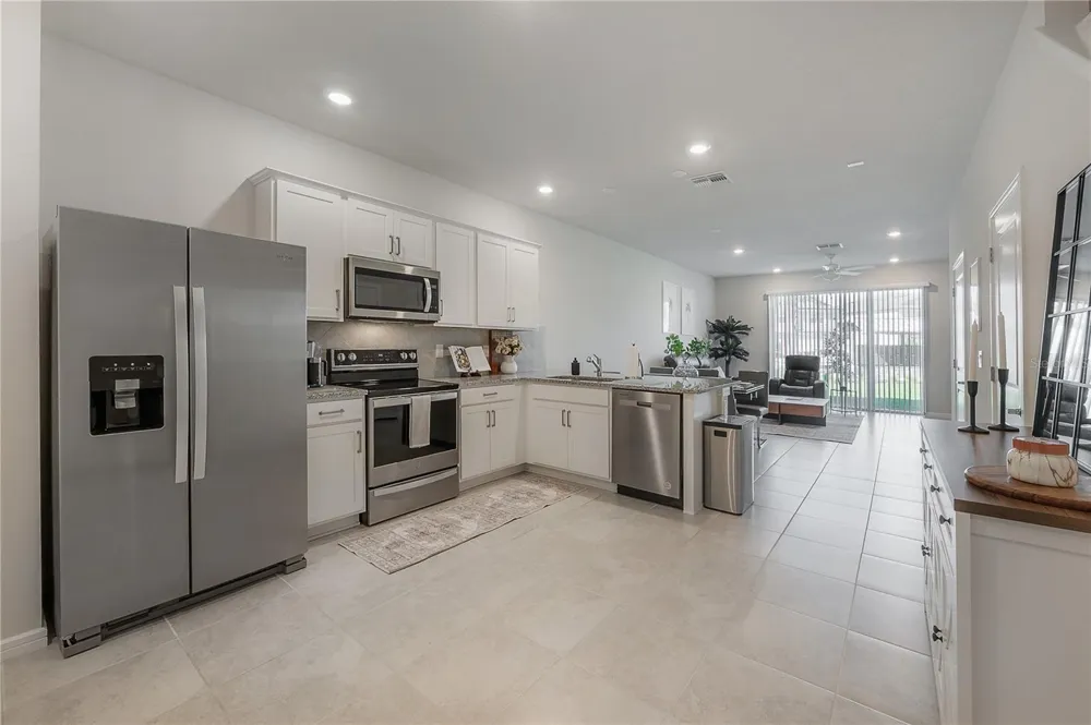 31428 AMBERVIEW BEND Wesley Chapel, FL 33545