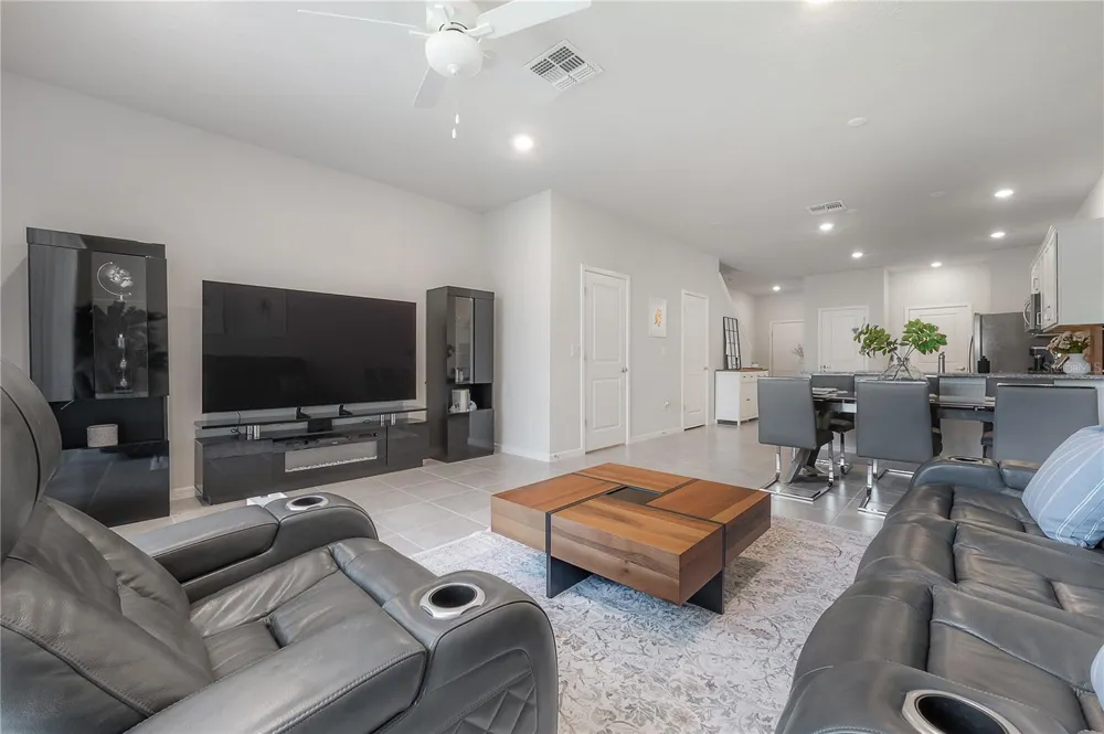 31428 AMBERVIEW BEND Wesley Chapel, FL 33545