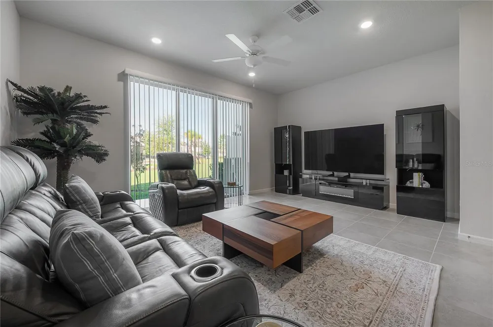 31428 AMBERVIEW BEND Wesley Chapel, FL 33545