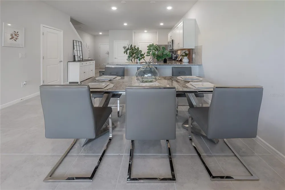 31428 AMBERVIEW BEND Wesley Chapel, FL 33545