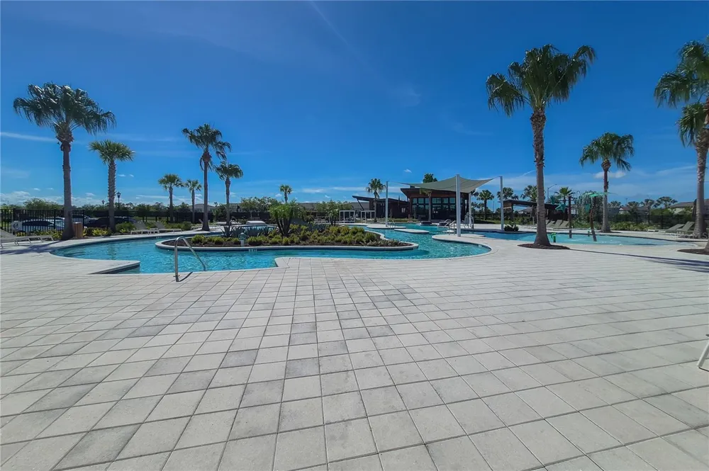 31428 AMBERVIEW BEND Wesley Chapel, FL 33545