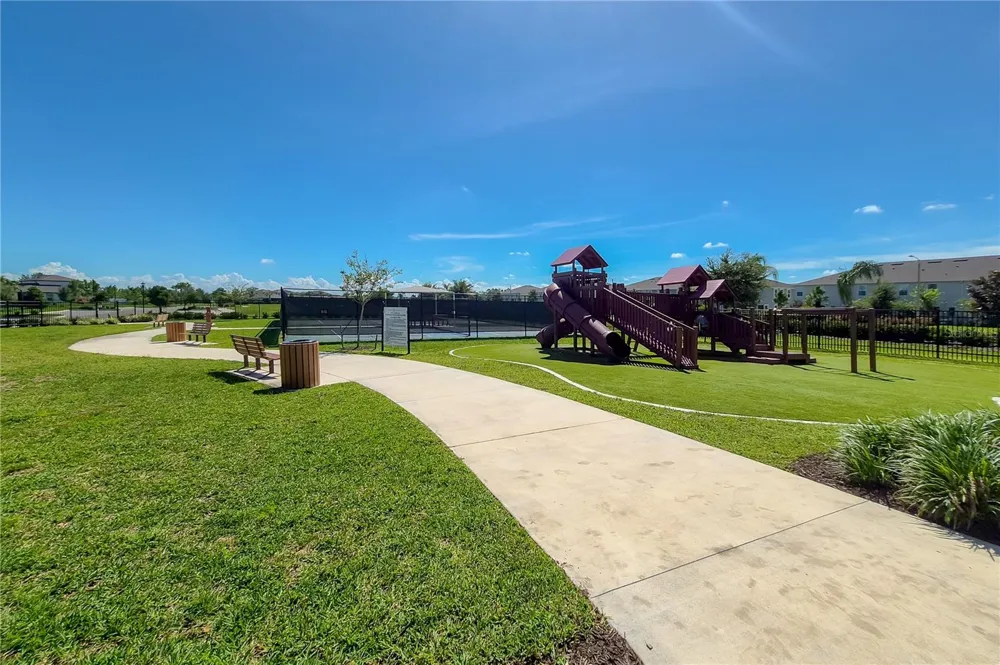 31428 AMBERVIEW BEND Wesley Chapel, FL 33545