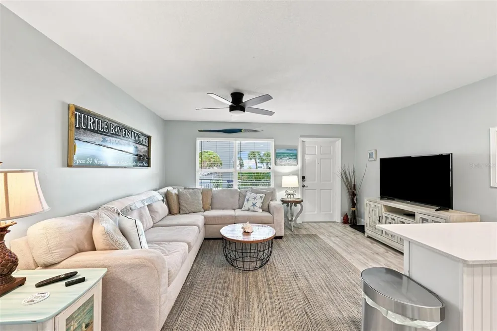 7151 SUNSET WAY #9 St Pete Beach, FL 33706