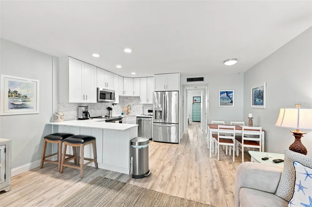 7151 SUNSET WAY #9 St Pete Beach, FL 33706