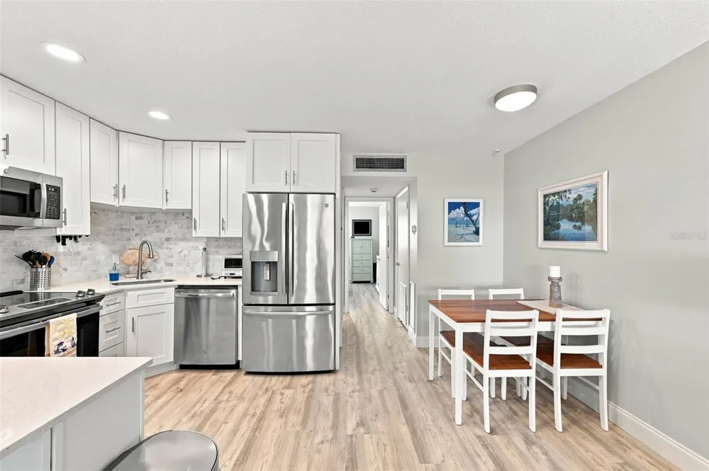 7151 SUNSET WAY #9 St Pete Beach, FL 33706