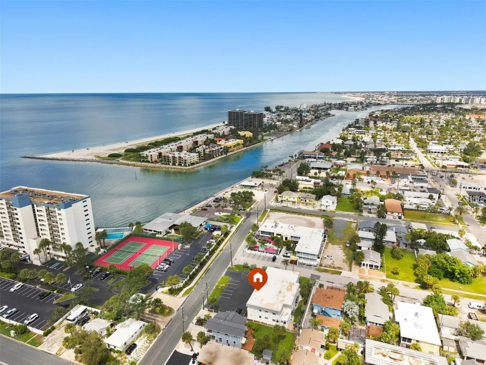 7151 SUNSET WAY #9 St Pete Beach, FL 33706