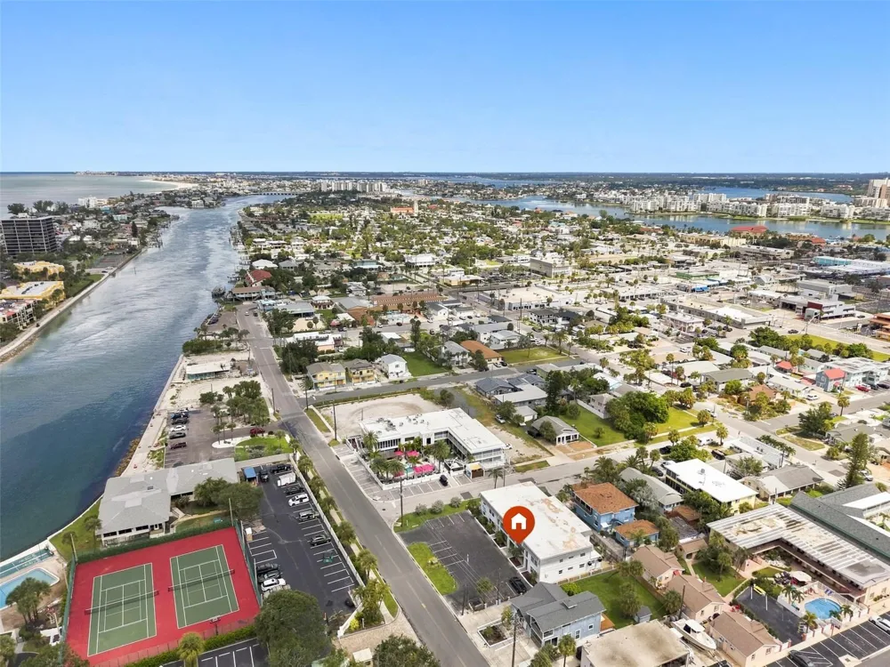 7151 SUNSET WAY #9 St Pete Beach, FL 33706