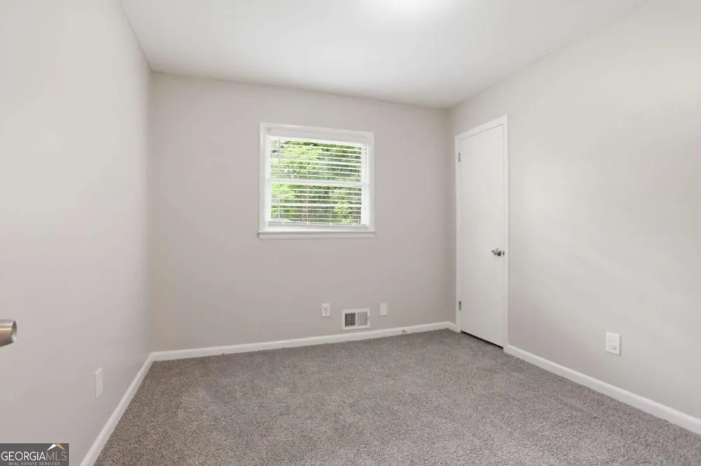 1678 Lee ST Decatur, GA 30035