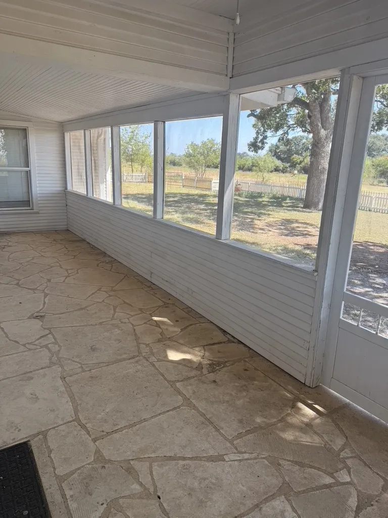 7800 County Road 210 Bertram, TX 78654