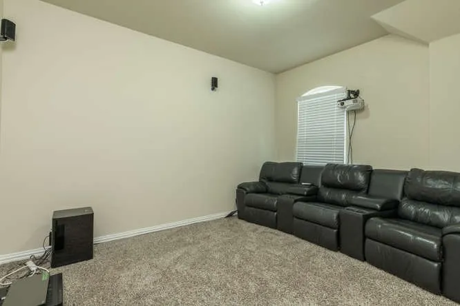 2469 Millbrook Loop Leander, TX 78641