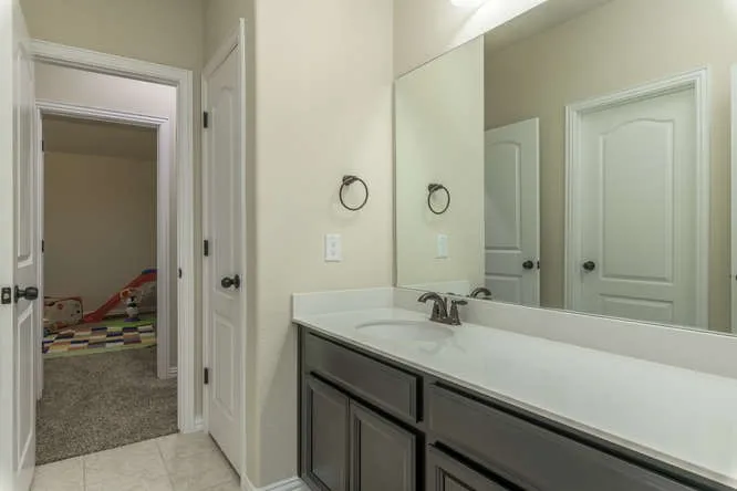 2469 Millbrook Loop Leander, TX 78641