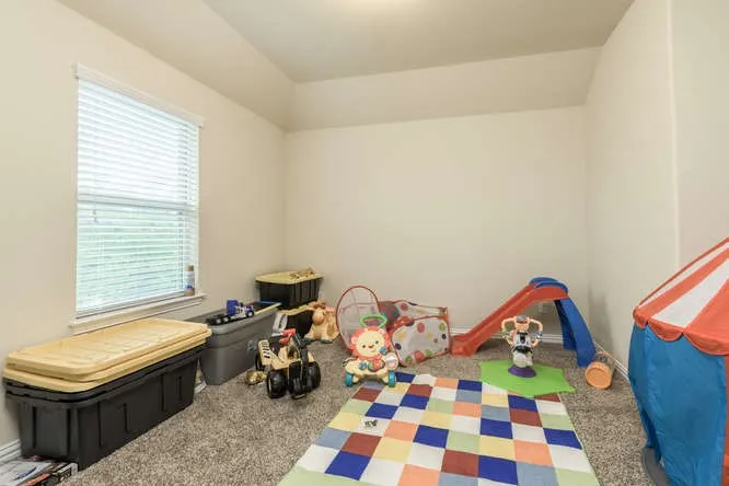 2469 Millbrook Loop Leander, TX 78641