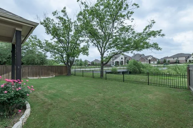2469 Millbrook Loop Leander, TX 78641