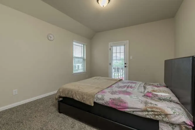 2469 Millbrook Loop Leander, TX 78641