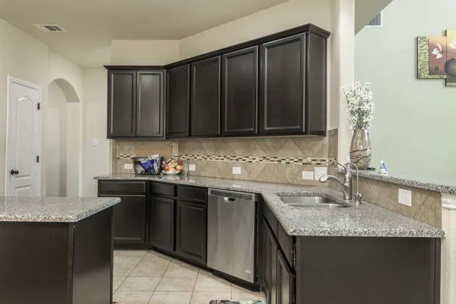 2469 Millbrook Loop Leander, TX 78641