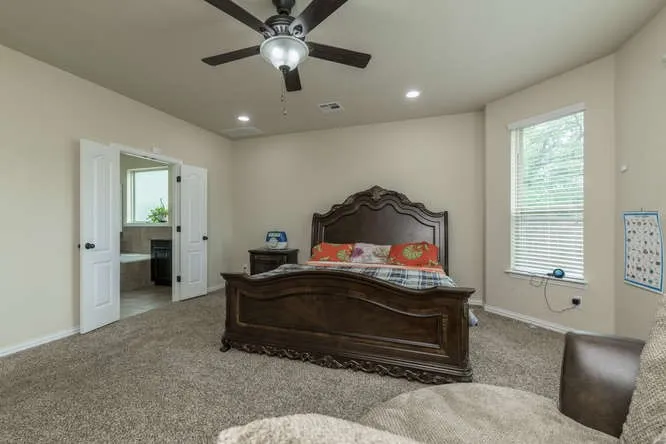 2469 Millbrook Loop Leander, TX 78641