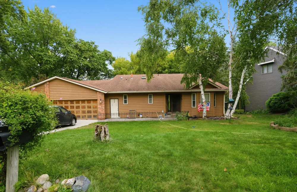 3554 Widgeon Way Eagan, MN 55123