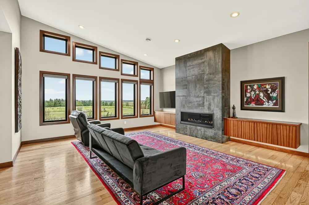 3735 Simpson Road SE Rochester, MN 55904