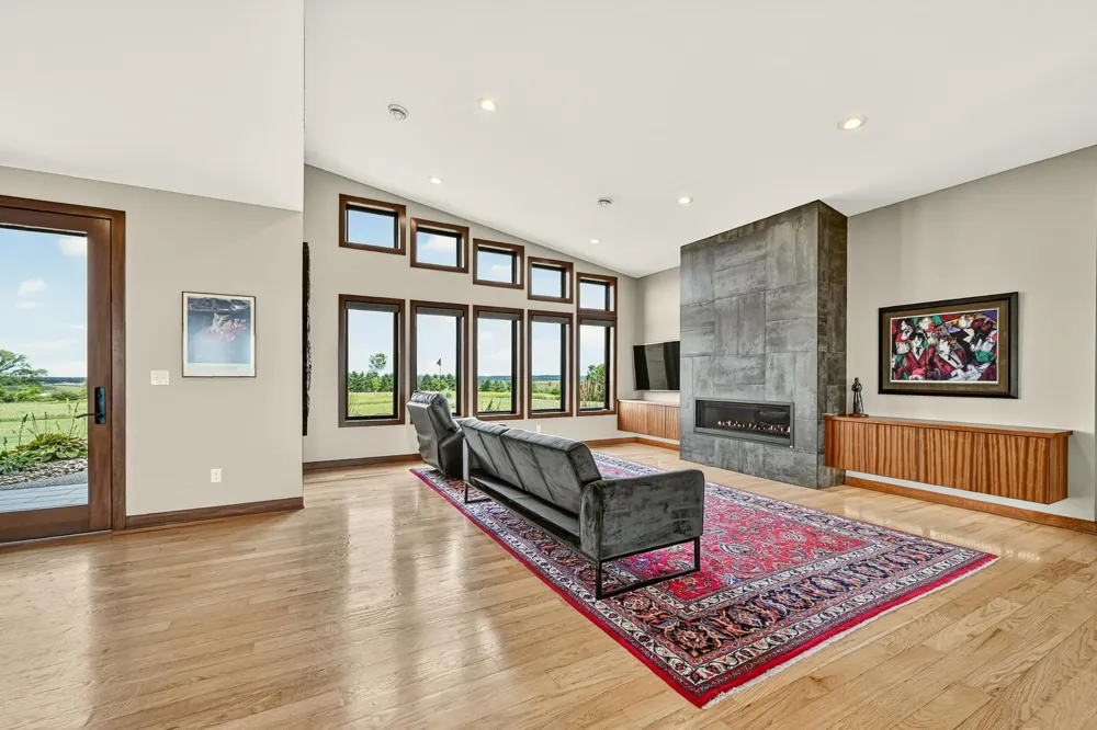 3735 Simpson Road SE Rochester, MN 55904