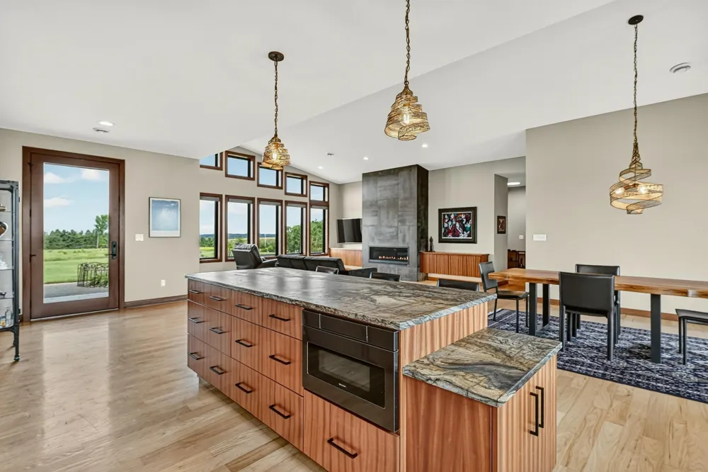 3735 Simpson Road SE Rochester, MN 55904