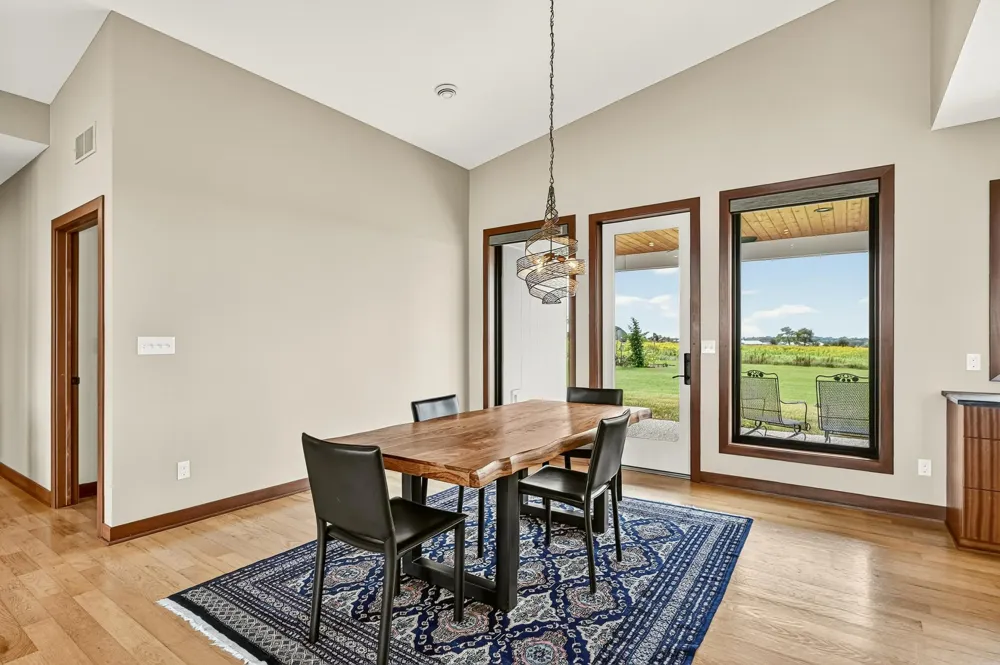 3735 Simpson Road SE Rochester, MN 55904
