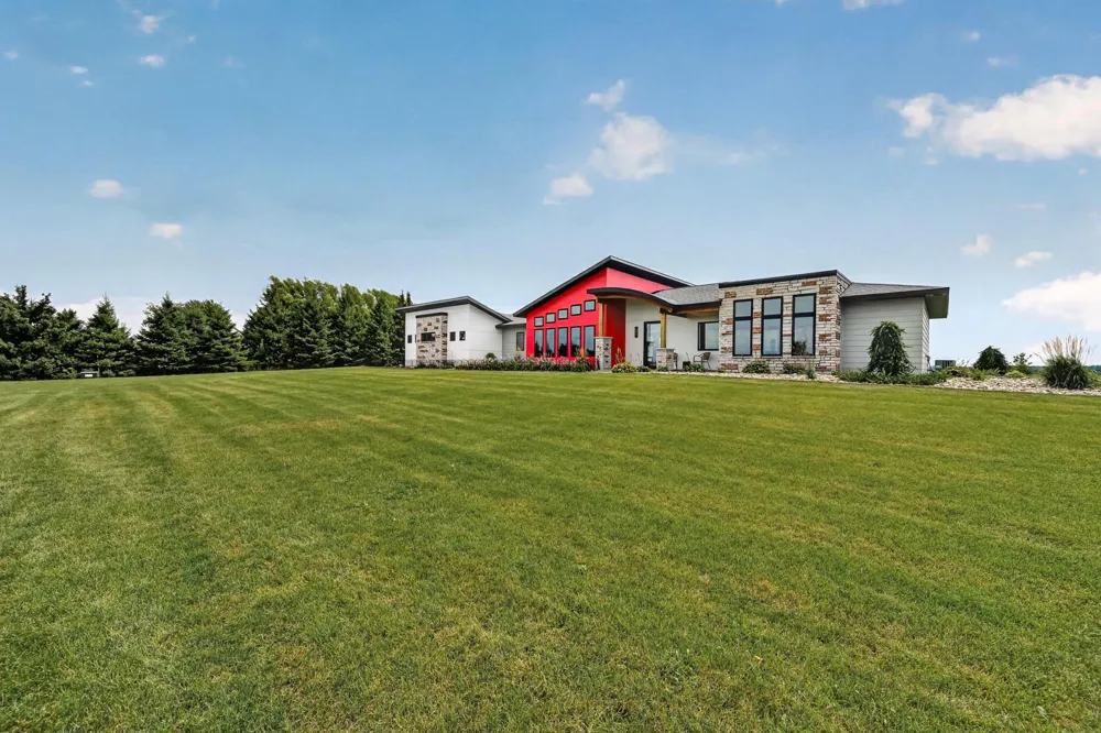 3735 Simpson Road SE Rochester, MN 55904