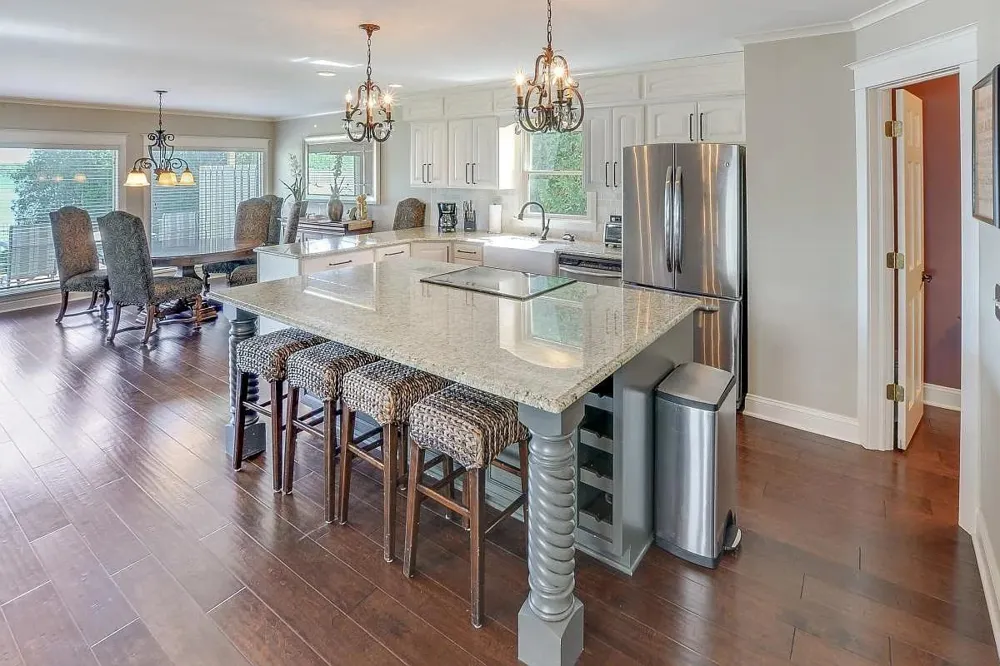 16926 Grays Bay Boulevard Minnetonka, MN 55391