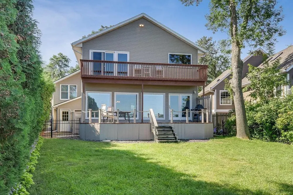 16926 Grays Bay Boulevard Minnetonka, MN 55391