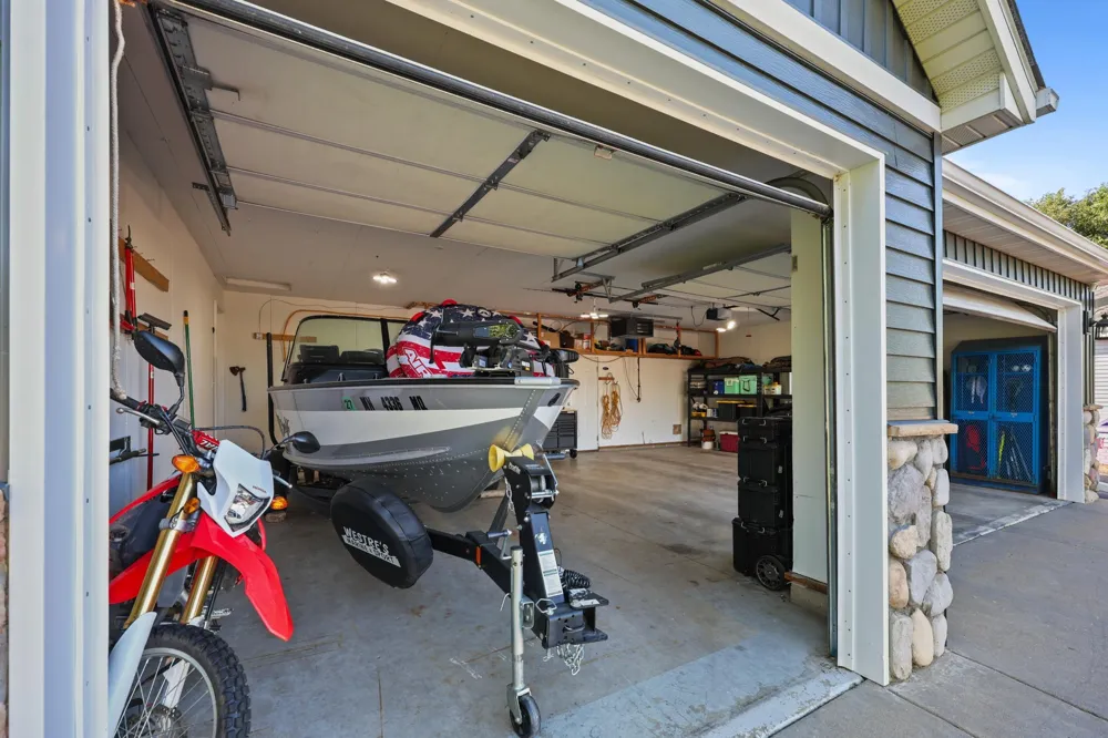 8138 Hunter Lake Drive Clear Lake, MN 55319