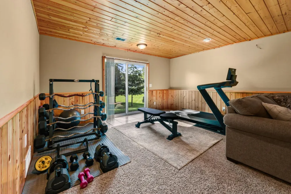 8138 Hunter Lake Drive Clear Lake, MN 55319