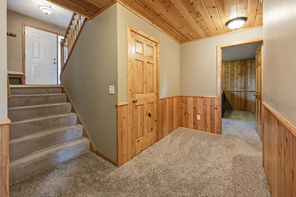 8138 Hunter Lake Drive Clear Lake, MN 55319