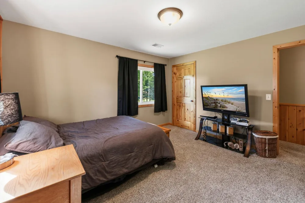 8138 Hunter Lake Drive Clear Lake, MN 55319