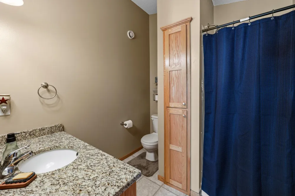 8138 Hunter Lake Drive Clear Lake, MN 55319